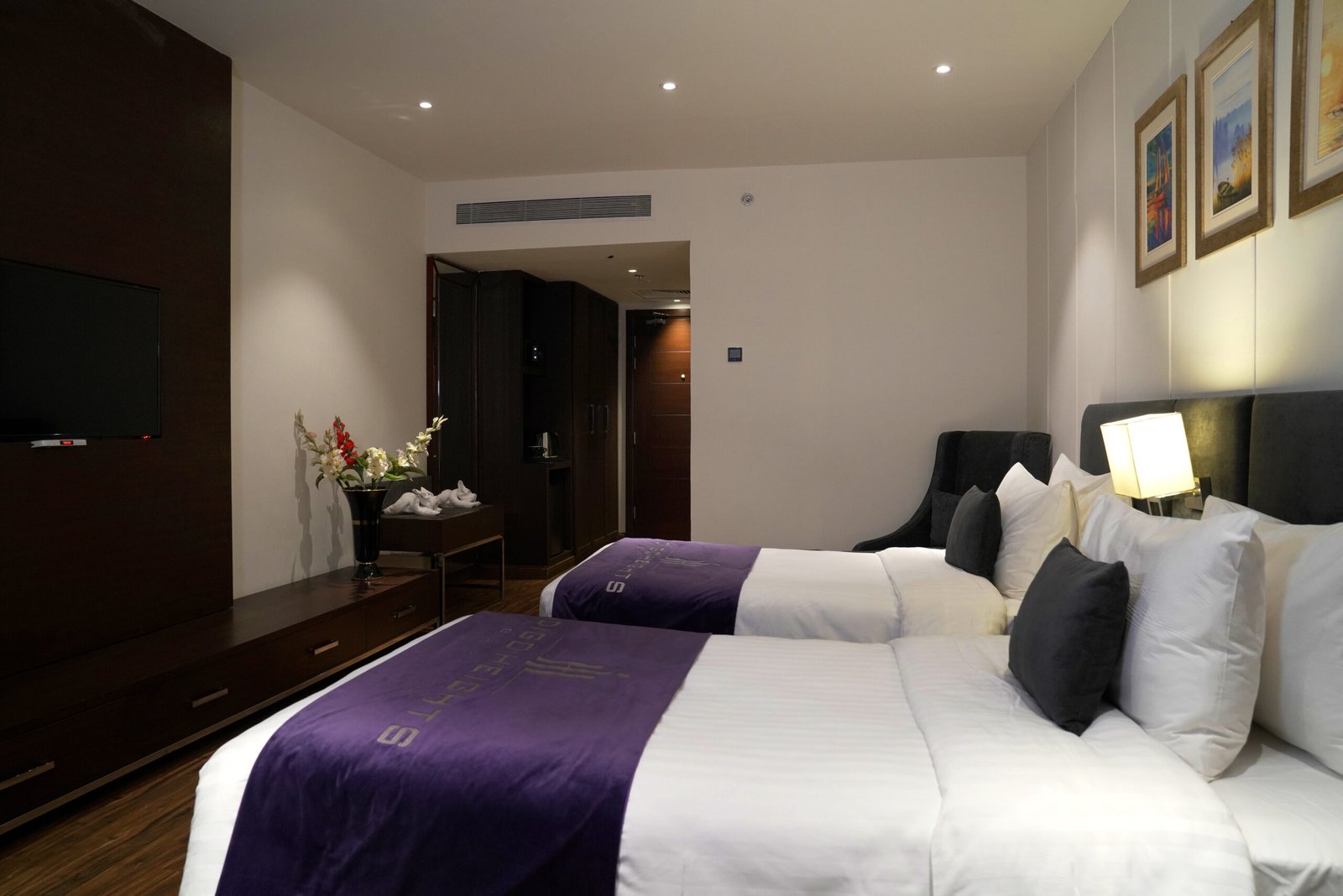 Twin Room