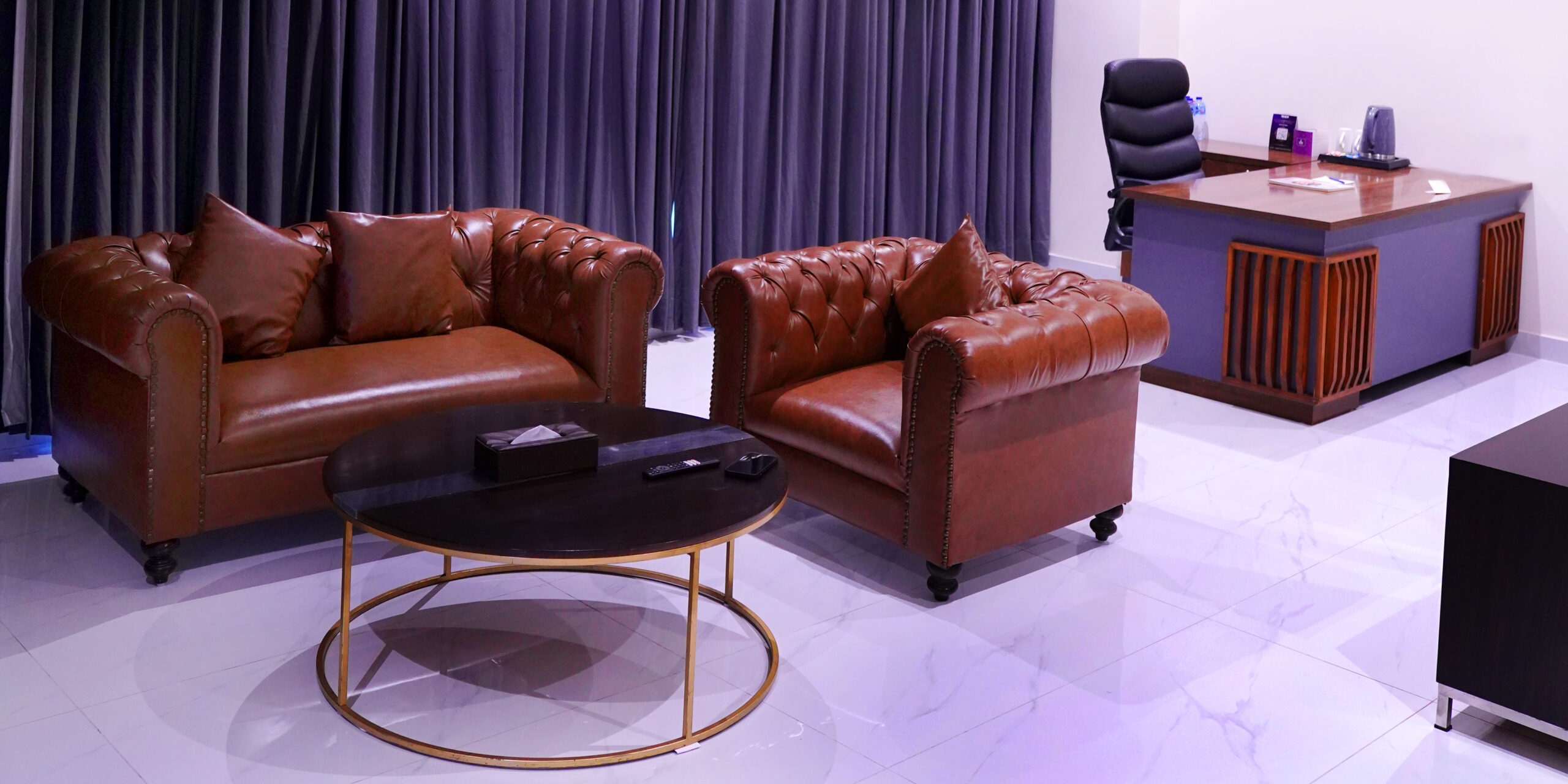 Executive Suite (8)